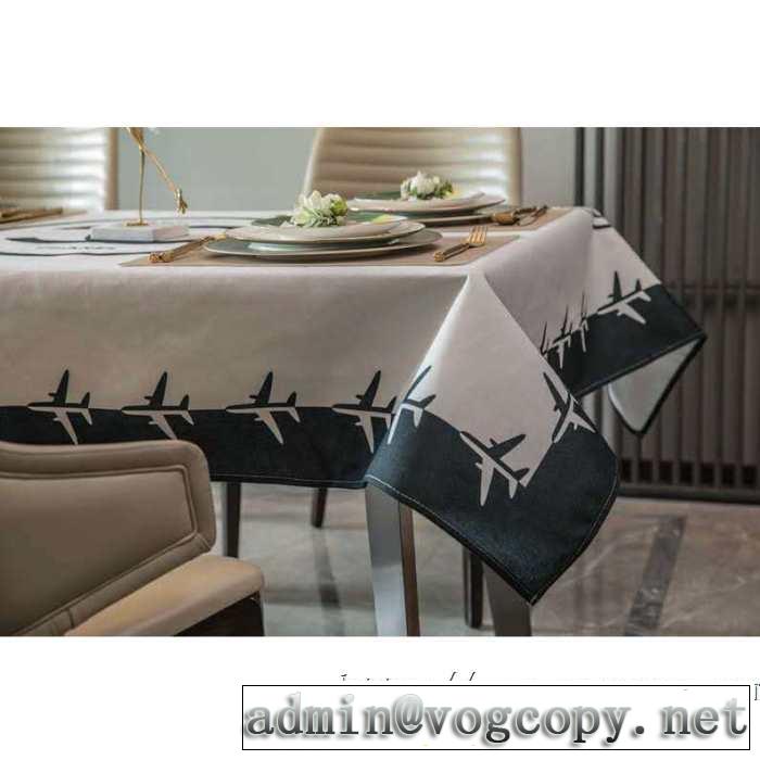 お部屋に馴染みやすい CH CH 手入れしやすい ラグカーペット 【2019春夏】最新コレクション