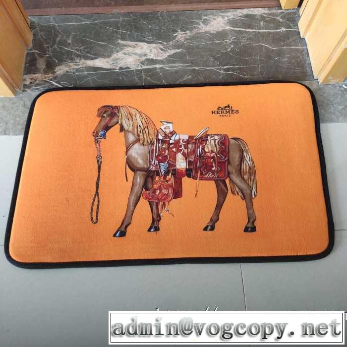 夏らしい抜け感を演出し エルメス HERMES 掃除がしやすく、お手入れ簡単 カーペット2019年春夏シーズンの人気 