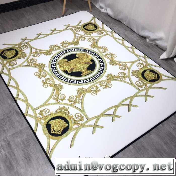 《2019年》今、注目のストリート ヴェルサーチVERSACE あなたにぴったりのタイプ ラグカーペット さらに抗菌防臭加工