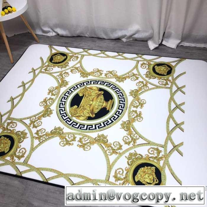 《2019年》今、注目のストリート ヴェルサーチVERSACE あなたにぴったりのタイプ ラグカーペット さらに抗菌防臭加工
