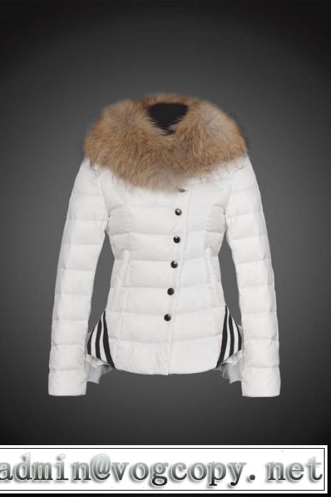 2014 秋冬 風も通さない moncler モンクレール レディース ダウンジャケット8808