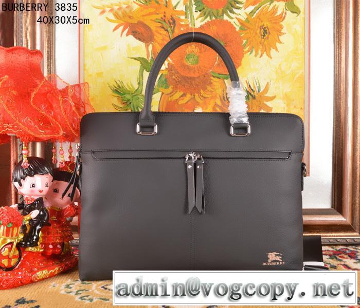 BURBERRY バーバリー 2014 ◆モデル愛用◆ メンズ用ハンドバッグ ショルダーベルト付3835