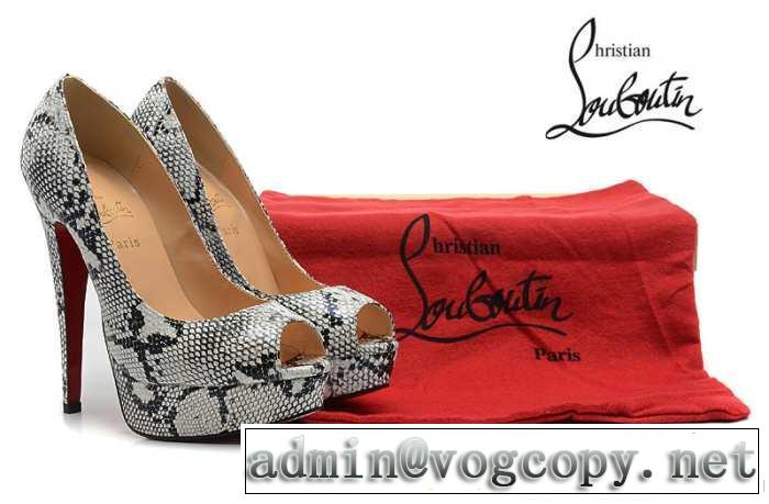 超人気美品◆ 2014 christian louboutin クリスチャンルブタパンプス