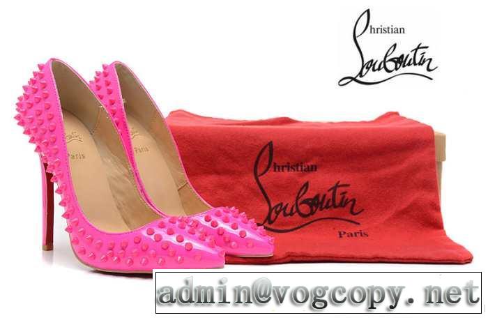 入手困難 2014 christian louboutin クリスチャンルブタパンプス