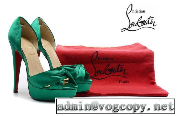 2014 最旬アイテム christian louboutin クリスチャンルブタパンプス