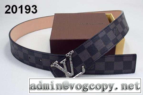 2014 ◆モデル愛用◆ louis vuitton ルイ ヴィトン ベルト 本革(牛皮)
