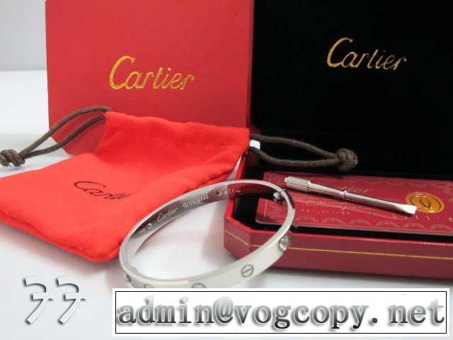 抜群の雰囲気が作れる! 2014春夏 cartier カルティエ バングル