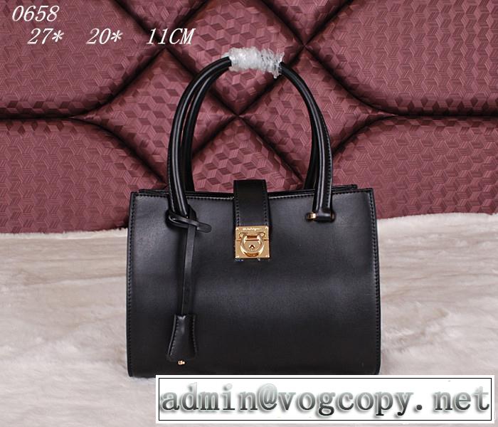 FERRAGAMO サルヴァトーレフェラガモ 2014 売れ筋のいい インナーバッグ付収納 ハンドバッグ 0658
