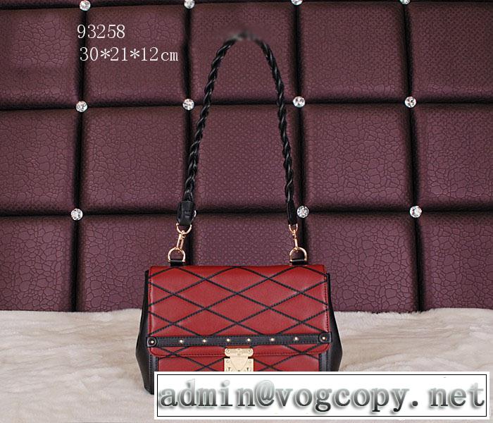 LOUIS vuitton ルイ ヴィトン 2014 値下げ！小型 軽量 レディース ショルダーバッグ 93258
