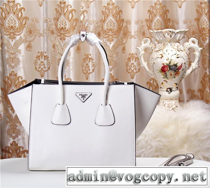 2014 超レア prada プラダ シンプル＋多機能 手持ち&ショルダー掛け 2619