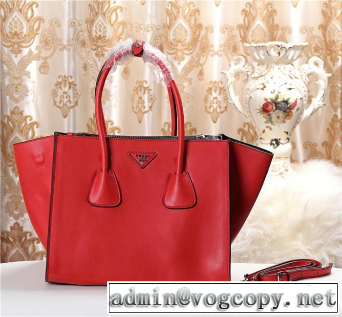2014 超人気美品◆ prada プラダ シンプル＋多機能 手持ち&ショルダー掛け 2619