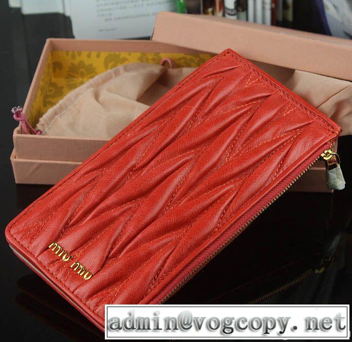  完売品！ 2014 miumiu ミュウミュウ  レディース長財布