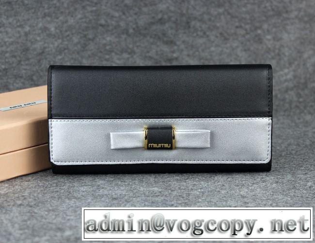 2014秋冬 贈り物にも◎ miumiu ミュウミュウ レディース長財布