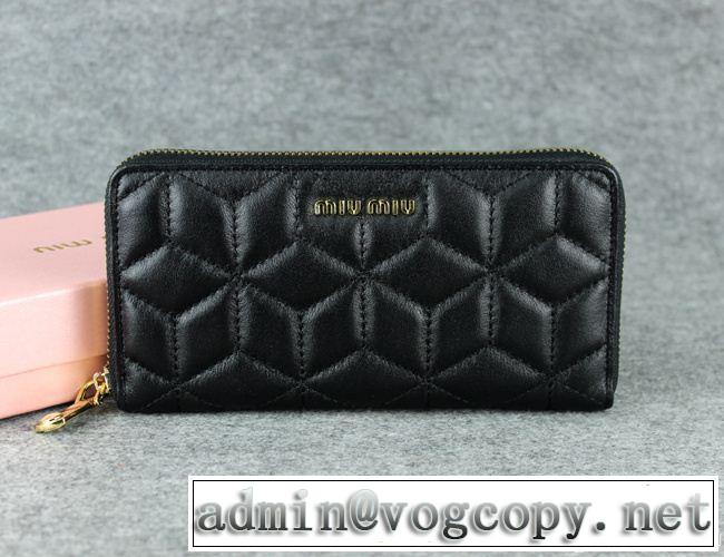 2014秋冬 miumiu ミュウミュウ 美品！レディース長財布