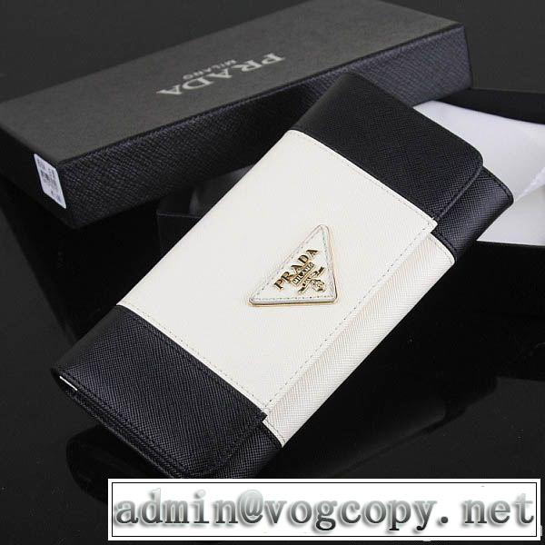 入手困難 2014 prada プラダース長財布