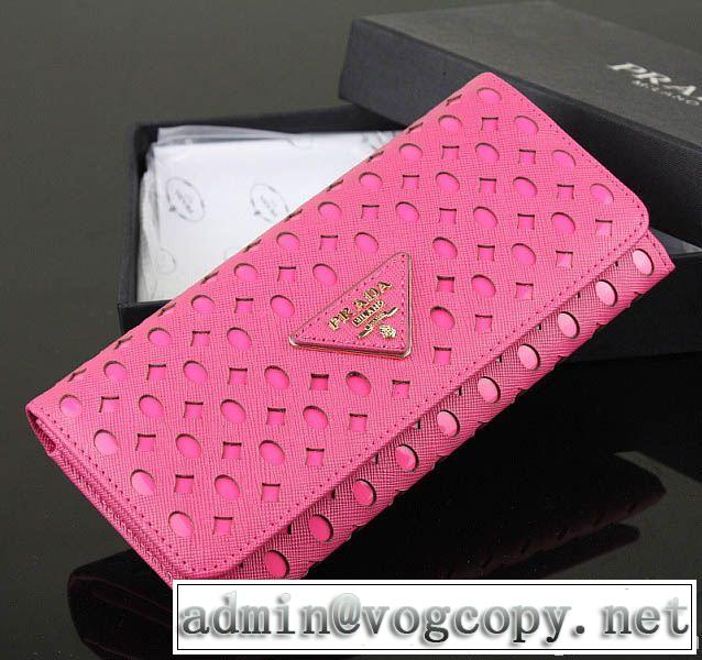 抜群の雰囲気が作れる!2014 prada プラダース長財布