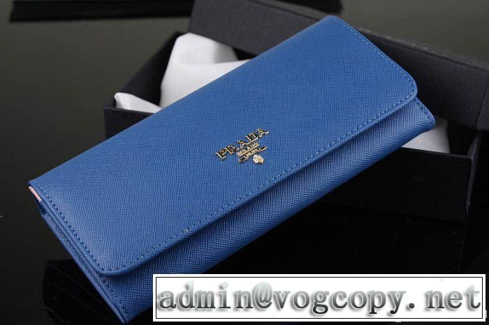大人のおしゃれに 2014 prada プラダース長財布