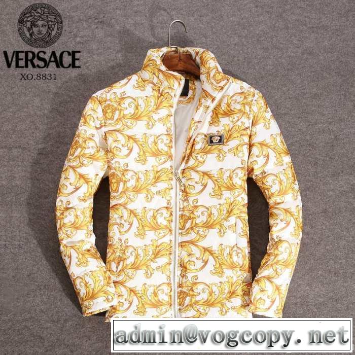 値下げ 2014秋冬 versace ヴェルサーチ 綿入れ 3色可選 防寒具としての機能もバッチリ