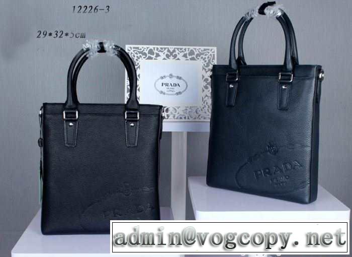 一味違うケーブル編みが魅力満点 2015春夏 prada プラダ ハンドバッグ 12226-3 2色可選