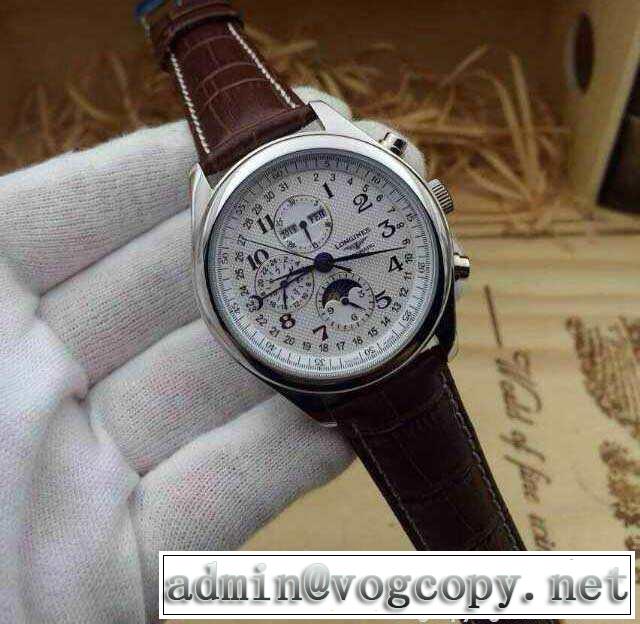 ◆モデル愛用◆ 2015 longines ロンジン 7針クロノグラフ 機械式（自動巻き）ムーブメント 男性用腕時計