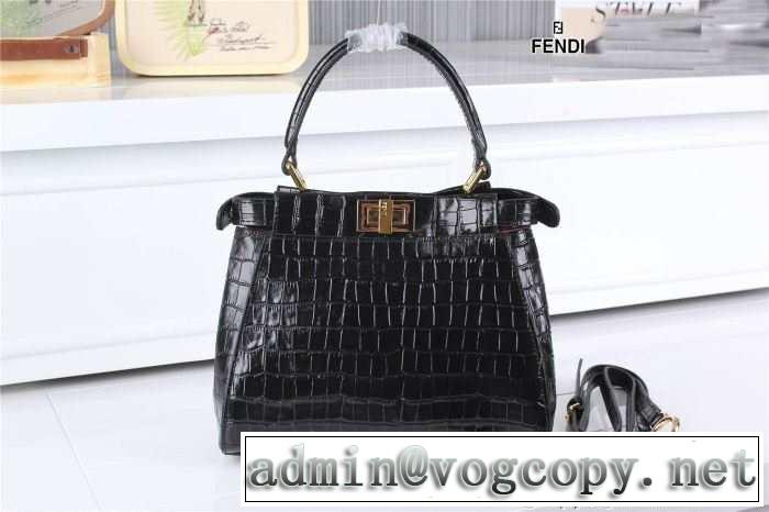 2015 fendi フェンディ 贈り物にも◎ レディースバッグ 8839