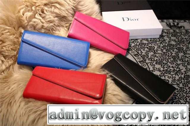 2015 ◆モデル愛用◆ dior ディオール レディース財布 スナップボタン式開閉 4色可選 m2202