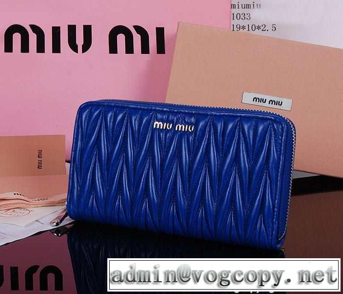 【激安】 2015春夏 miumiu ミュウミュウ 財布 1033