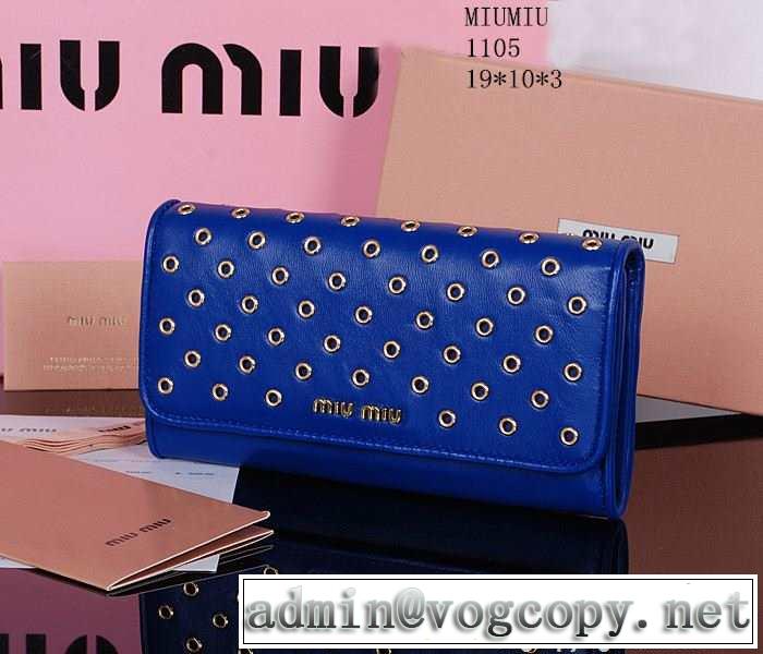 人気商品 2015春夏 miumiu ミュウミュウ 財布 1105