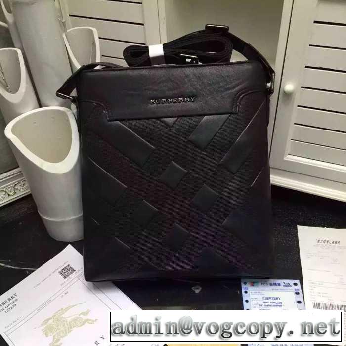 2016 一味違うケーブル編みが魅力満点 バーバリー BURBERRY ショルダーバッグ 斜め掛けバッグ 9979-4