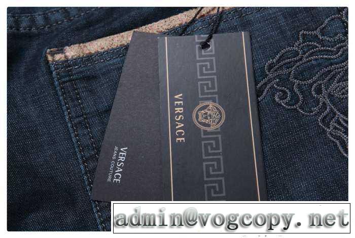 大人っぽい雰囲気 2016春夏 versace ヴェルサーチ 可愛らしい印象　デニム.