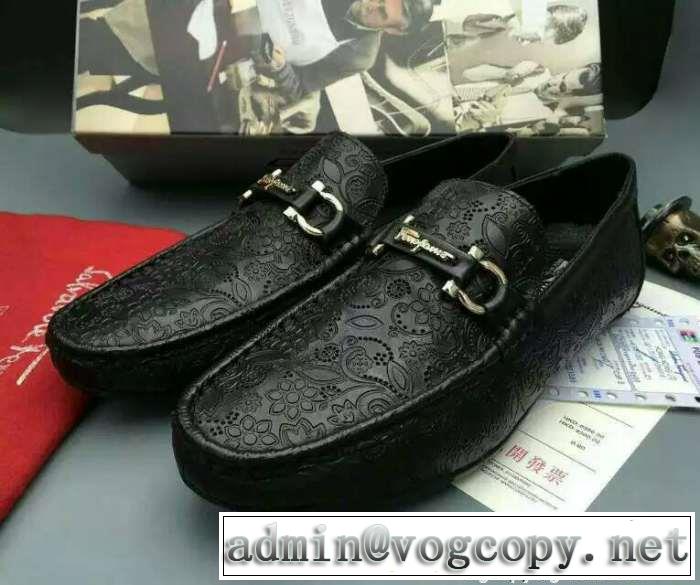素敵なアイテム ferragamo サルヴァトーレフェラガモ カジュアルシューズ 注目度満点　靴.