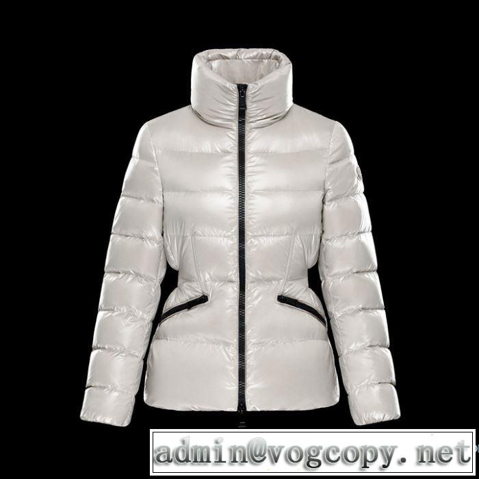 2017秋冬肌触り柔らかく MONCLER モンクレール ダウンジャケット厳しい寒さに耐える