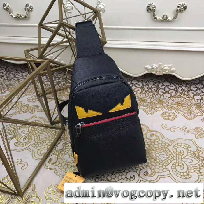 2017秋冬 フェンディ FENDI スタイリッシュな印象 斜め掛けバッグ 耐久性