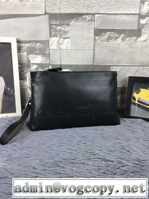 斜め掛けバッグ 2017秋冬 サルヴァトーレフェラガモ FERRAGAMO 肌触りの気持ちい?