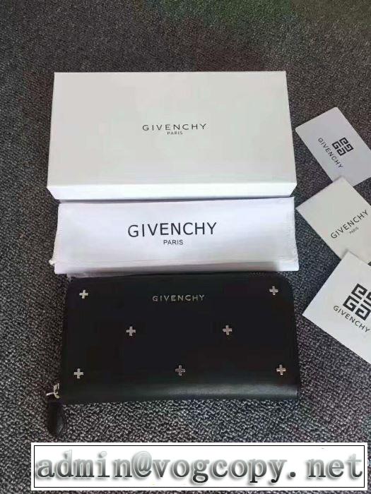 お気に入り2017 絶大な人気を誇る ジバンシー GIVENCHY 長財布