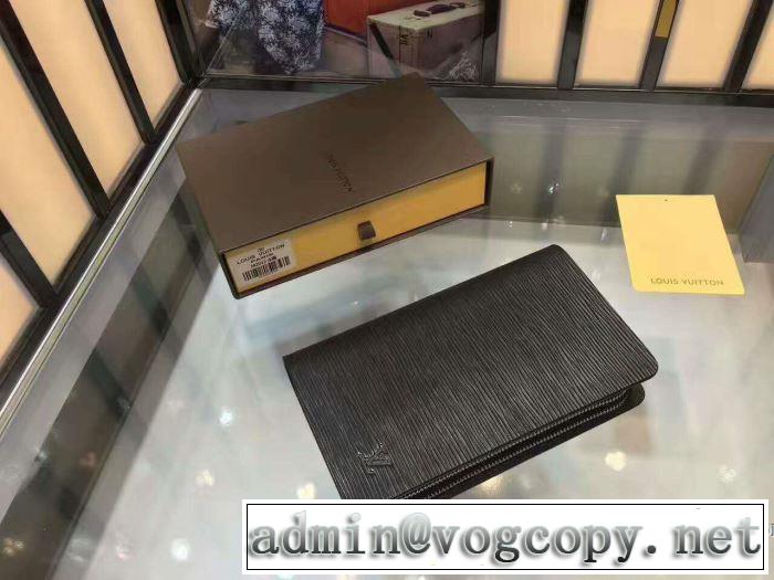 17春夏 長く愛用できる  LOUIS VUITTON上品な輝きを放つ形 財布 ルイ ヴィトン