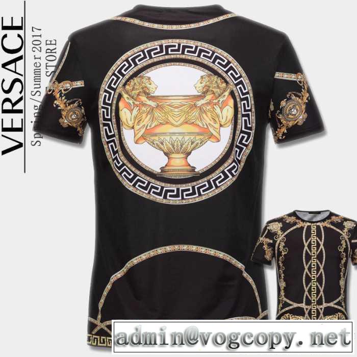 2017 海外セレブ愛用  ヴェルサーチ VERSACE 半袖Tシャツ