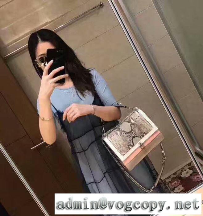 高級感を備えている2017 フェンディ FENDI 手持ち&ショルダー掛け