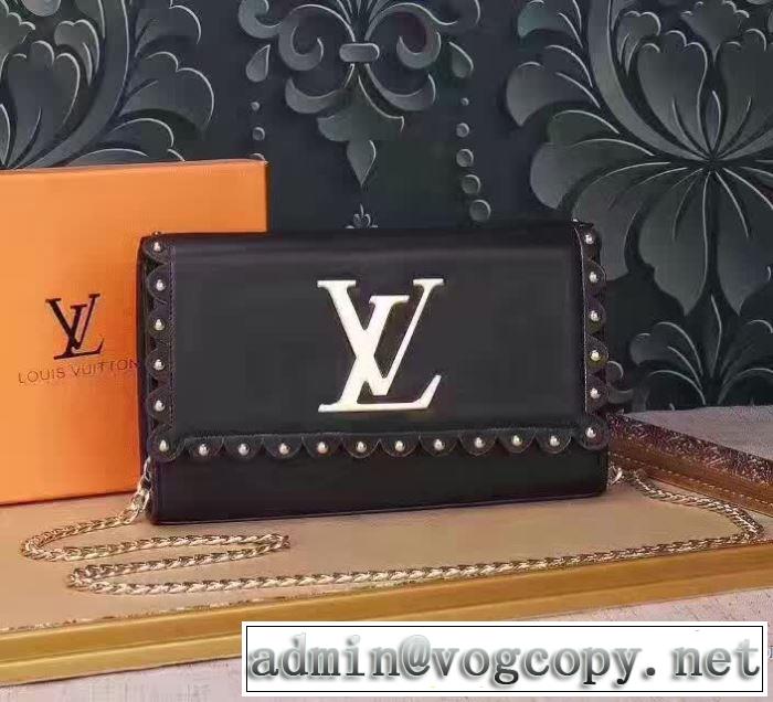 LOUIS VUITTONHOT本物保証 華やかなデザイン 2017最新入荷ルイ ヴィトンポーチ2色選択可