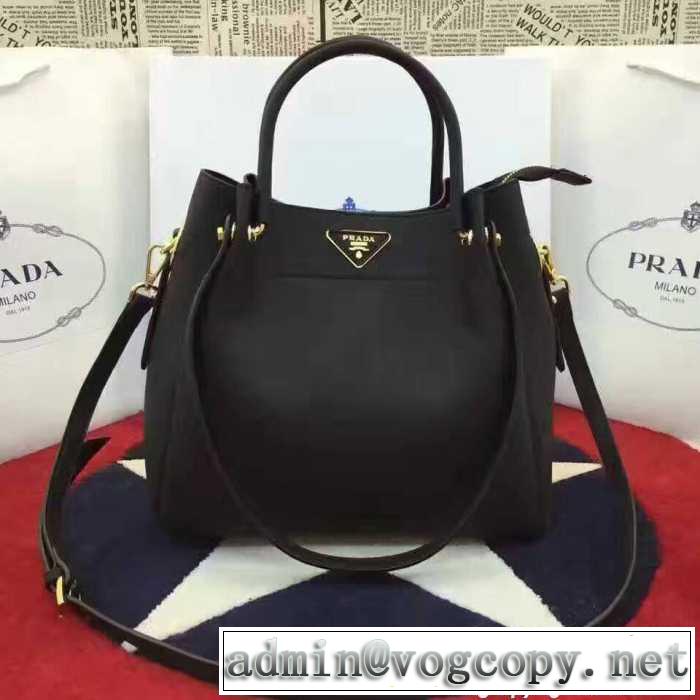 お洒落に魅せる 2017新作 多色選択可 手持ち&ショルダー掛け PRADA プラダ