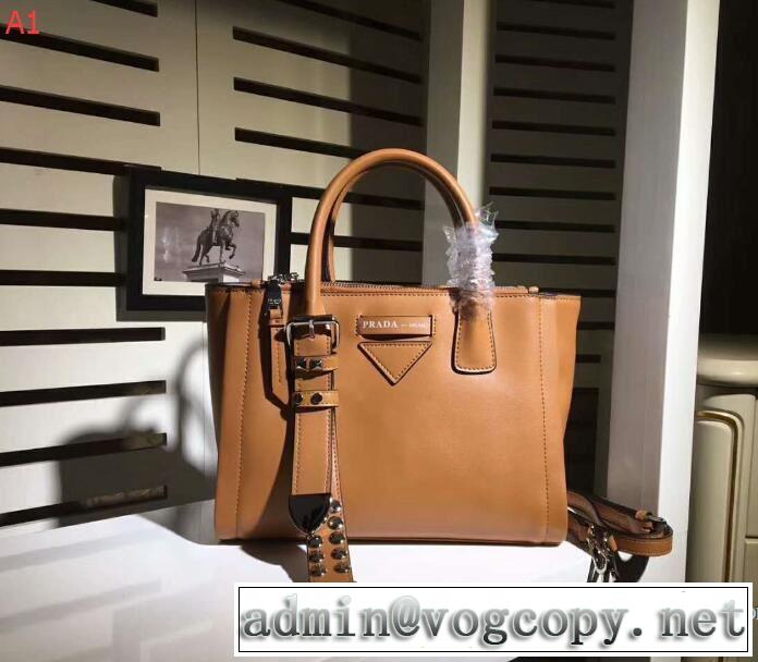 手持ち&ショルダー掛け 2017新作 プラダ PRADA 4色可選 大人キレイに仕立てる