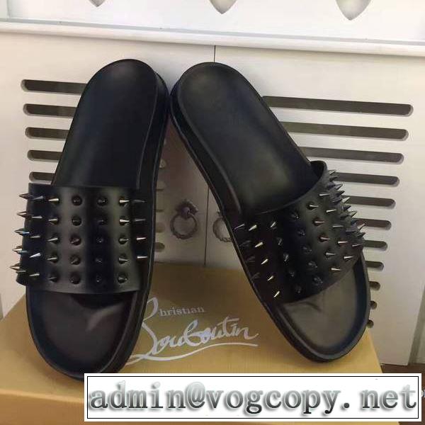 フラットシューズ すべり防止 抜群の雰囲気が作れる! クリスチャンルブタン Christian Louboutin 2017