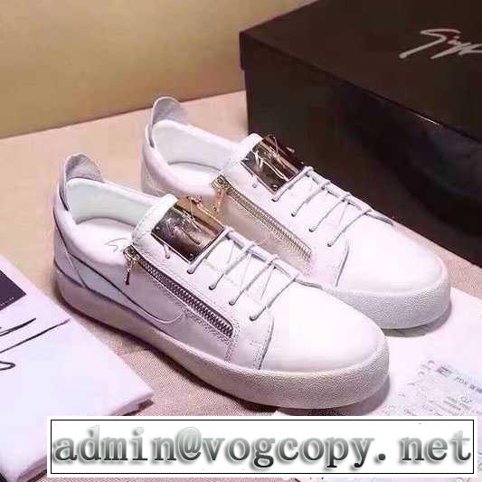 2017春夏 Giuseppe Zanotti ジュゼッペザノッティ 超目玉 フラットシューズ 2色可選 着用