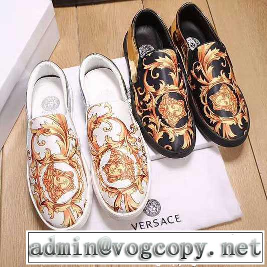  4色可選 魅力ファッション 2017 ヴェルサーチ VERSACE フラットシューズ 強力撥水加工