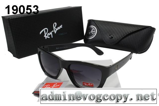 有名人の愛用品 サングラス毎日大活躍 2017春夏 レイバン RAYBAN
