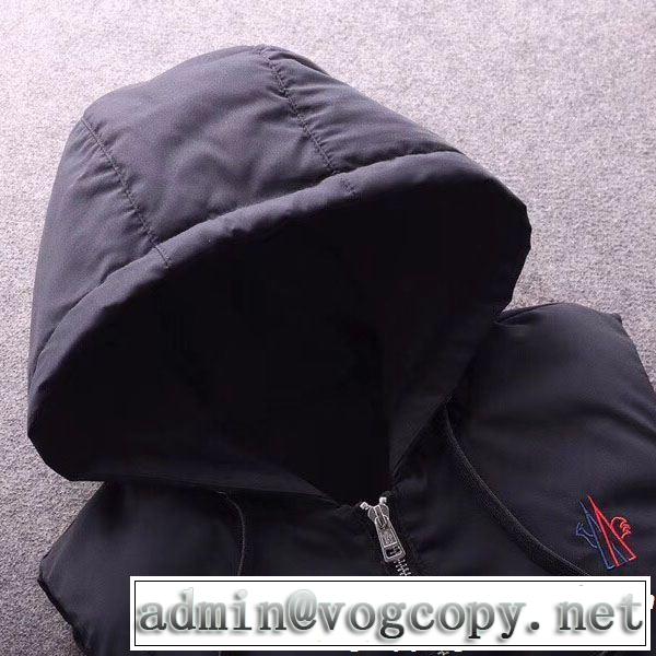 クリスマスコフレ2018 雑誌掲載アイテムセール 最前線に注目 MONCLER モンクレール ダウンジャケット