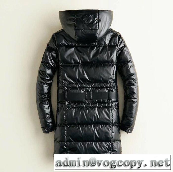 年末年始セールお早めに!! 今年っぽいトレンド商品 MONCLER モンクレール ダウンジャケット