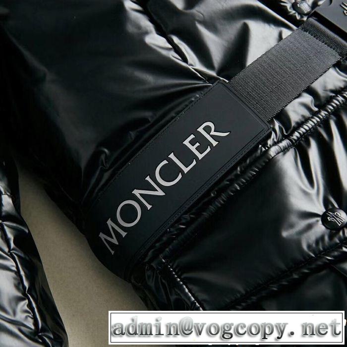 年末年始セールお早めに!! 今年っぽいトレンド商品 MONCLER モンクレール ダウンジャケット