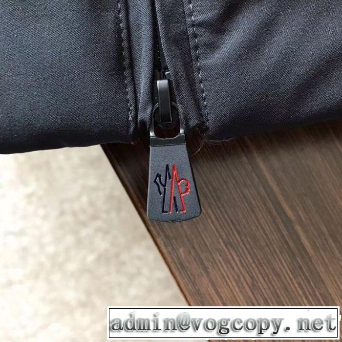 今年っぽいトレンド商品 最も安いです MONCLER モンクレール ダウンジャケット 2色可選