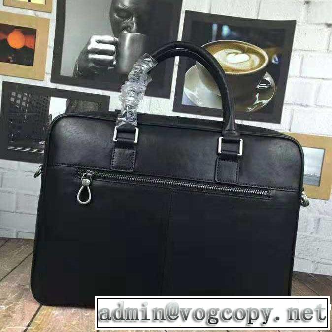 ファッションの最先端！アルマーニ 18ＳＳ美品 ARMANI 上品でファッション  ハンドバッグ 大流行中